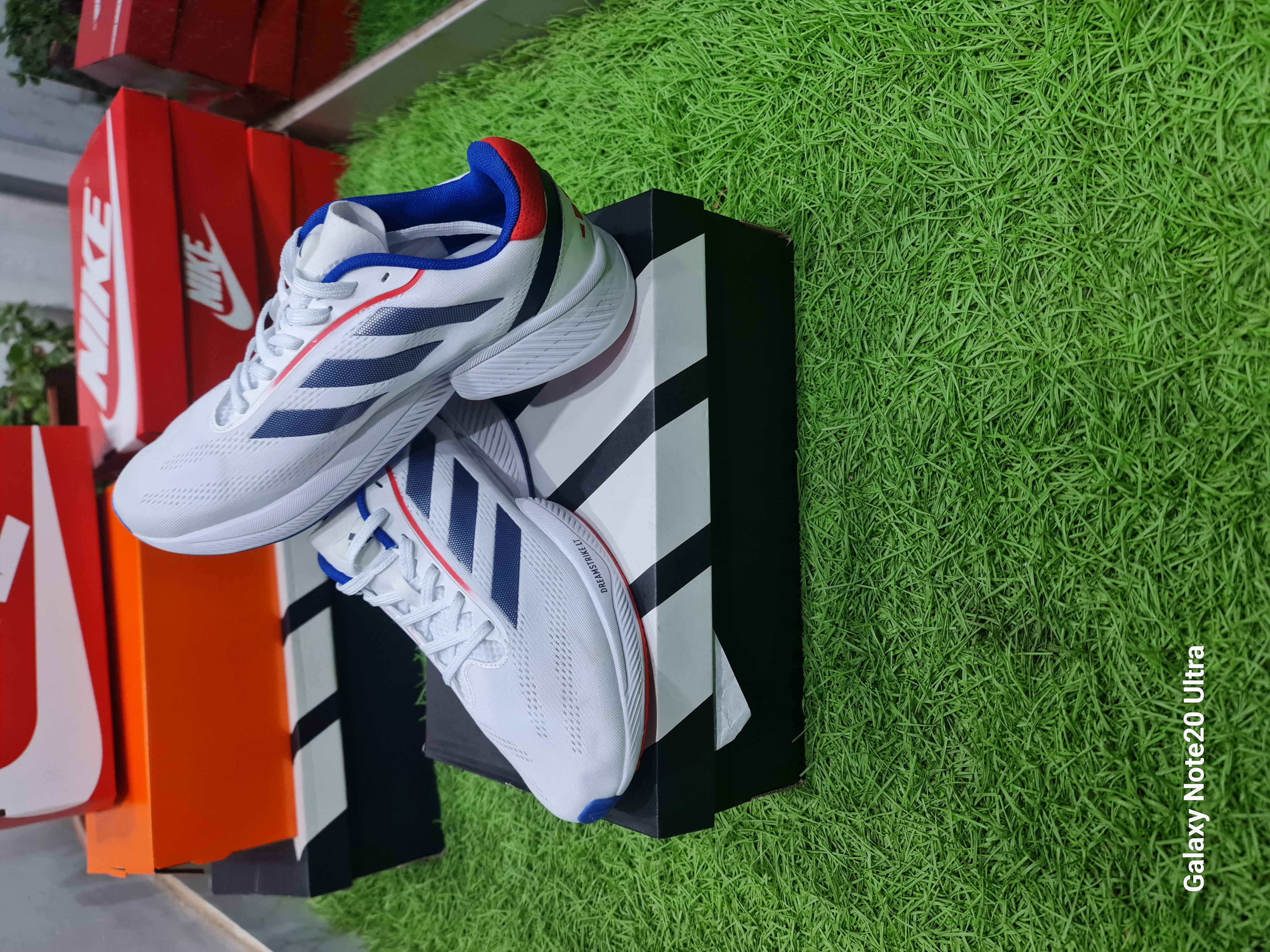 ADIDAS SUPERNOVA BLANCO