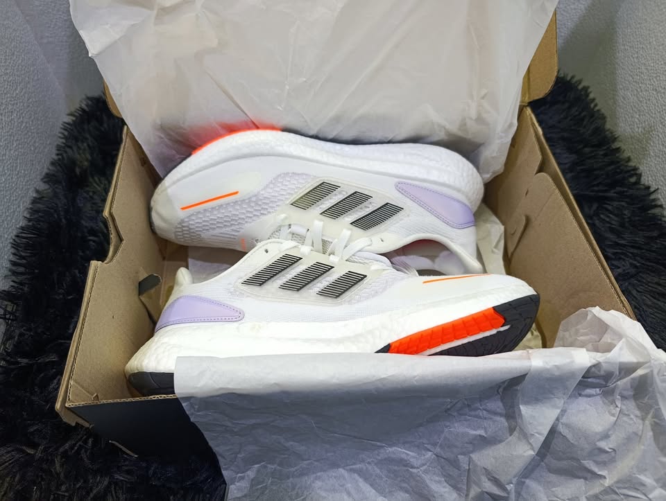 ADIDAS PUREBOOST 22 BLANCO — foto 2