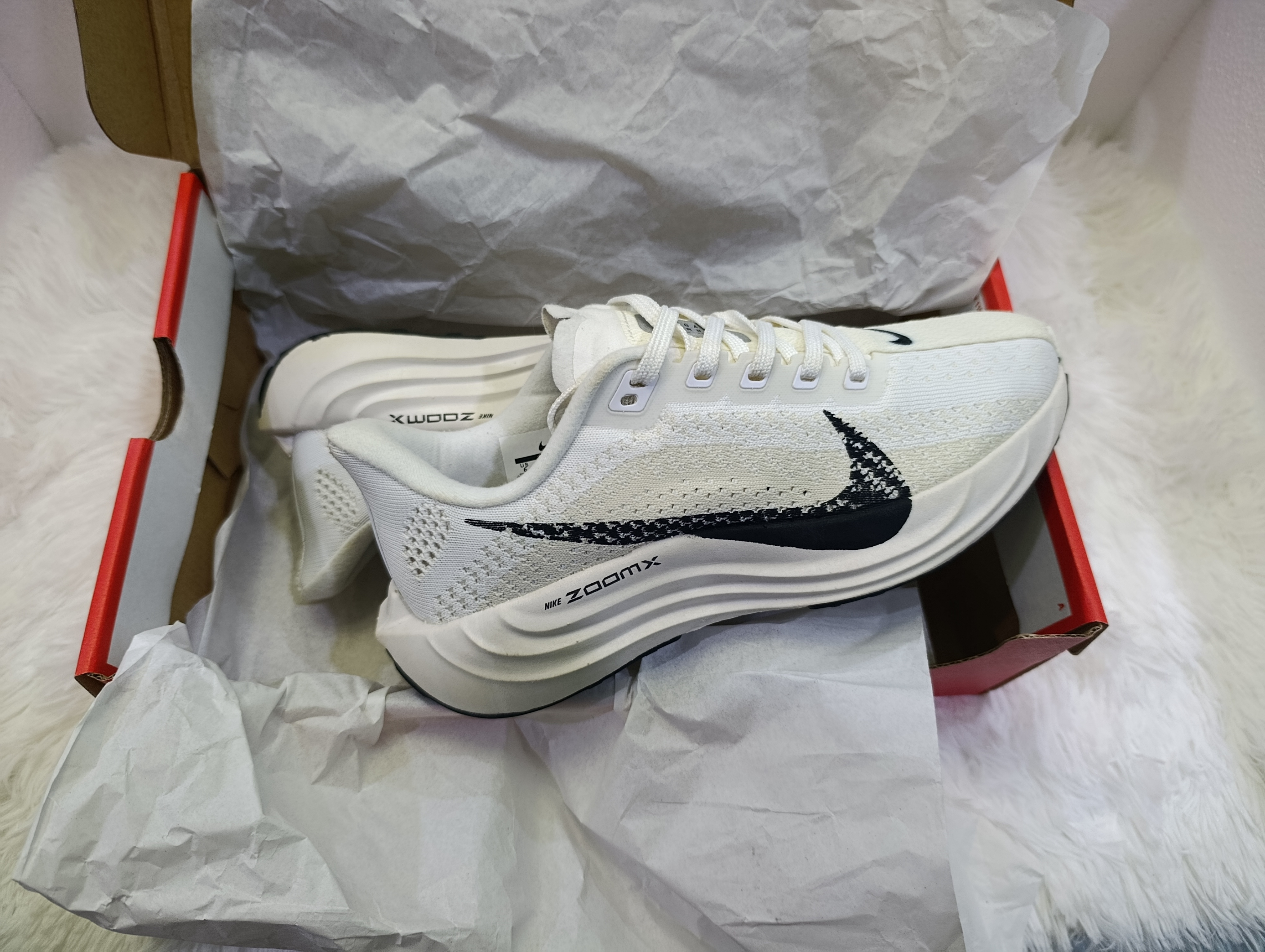 NIKE ZOOM X FLYKNIT BLANCO — foto 4