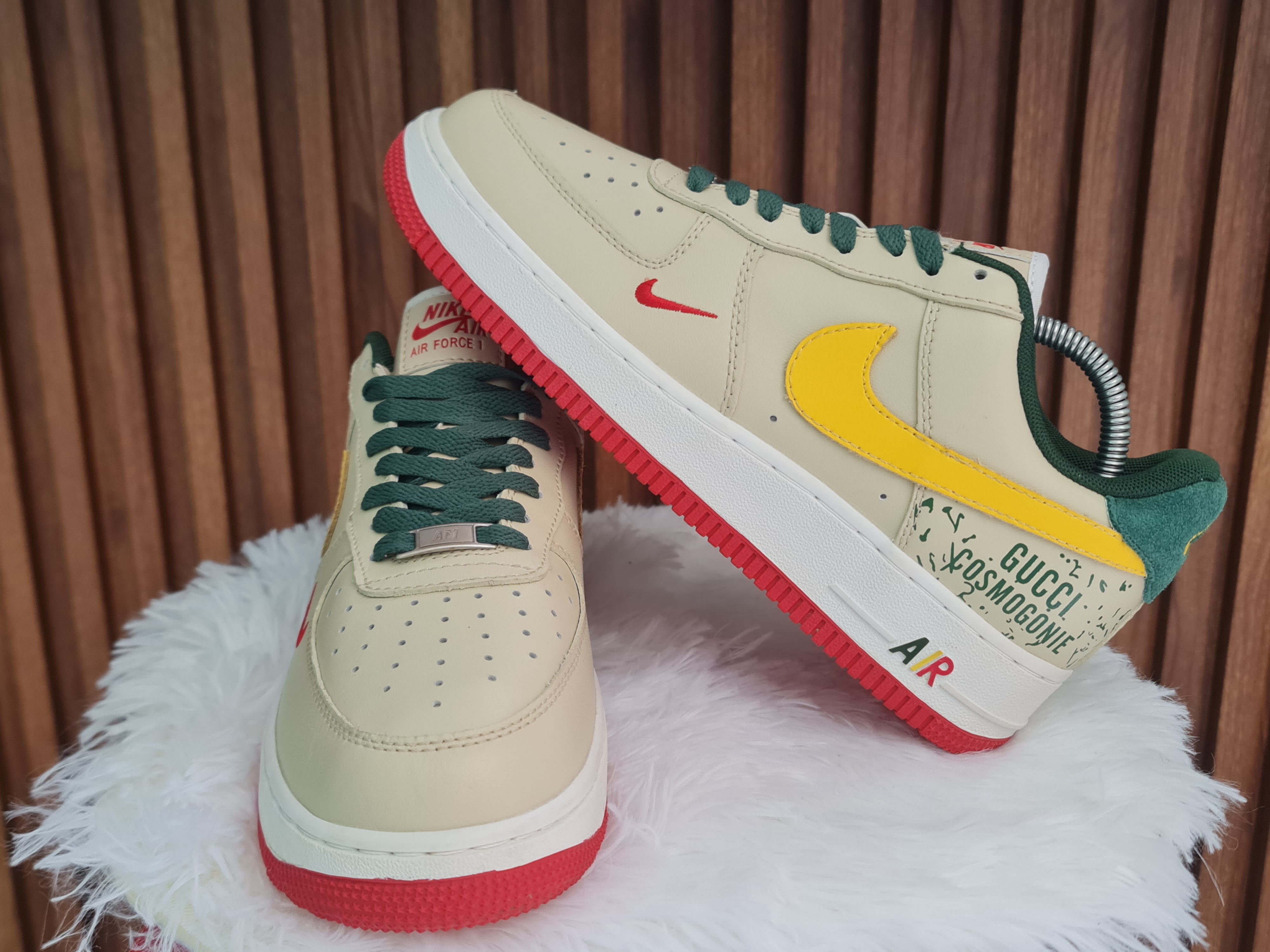 NIKE AIR FORCE 1 BLANCO/VERDE/ROJO