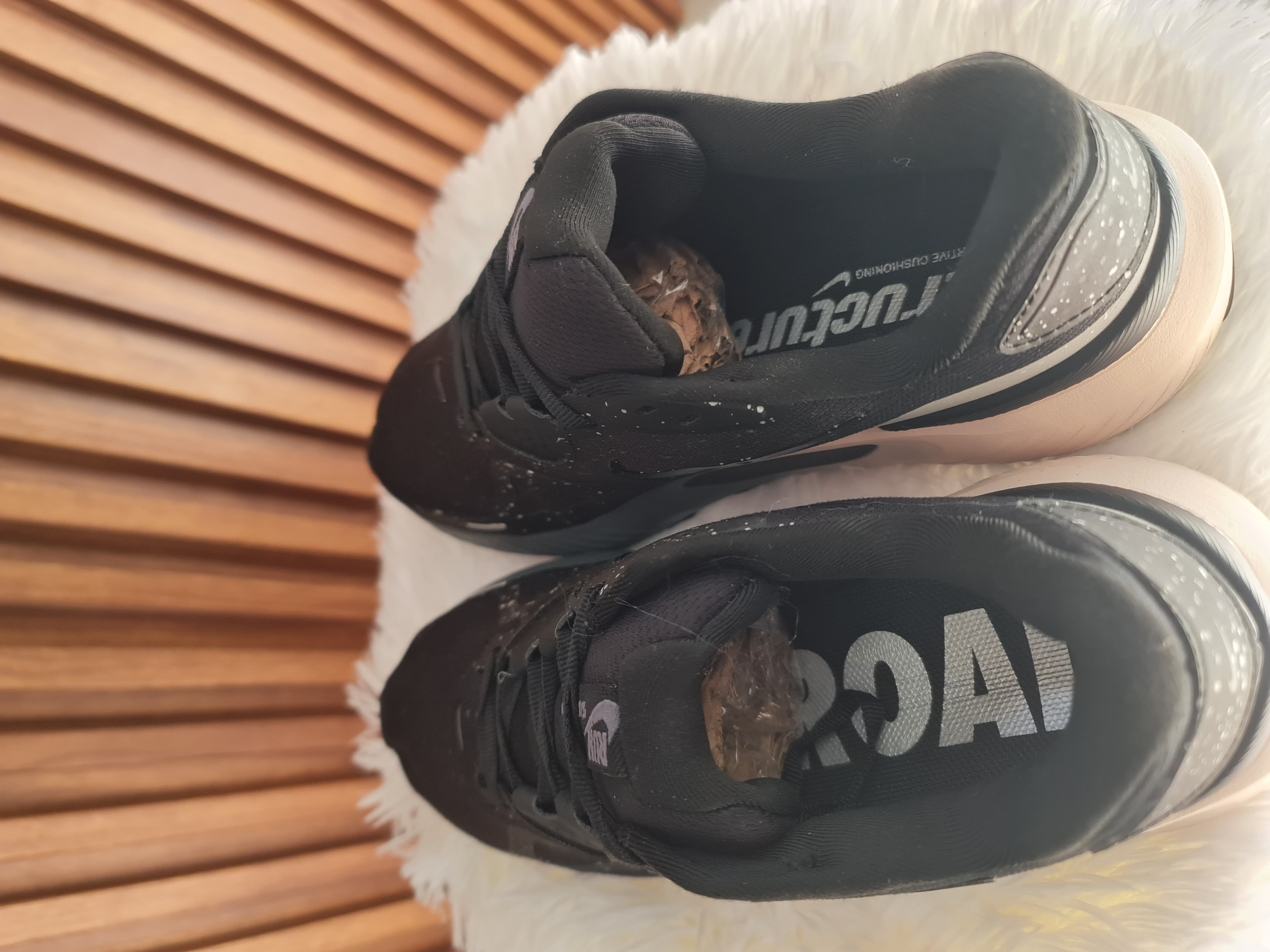 NIKE STRUCTURE 26 NEGRO — foto 2