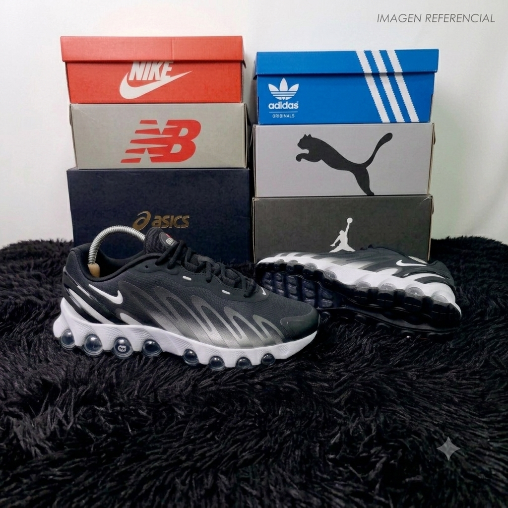 NIKE DN8 NEGRO