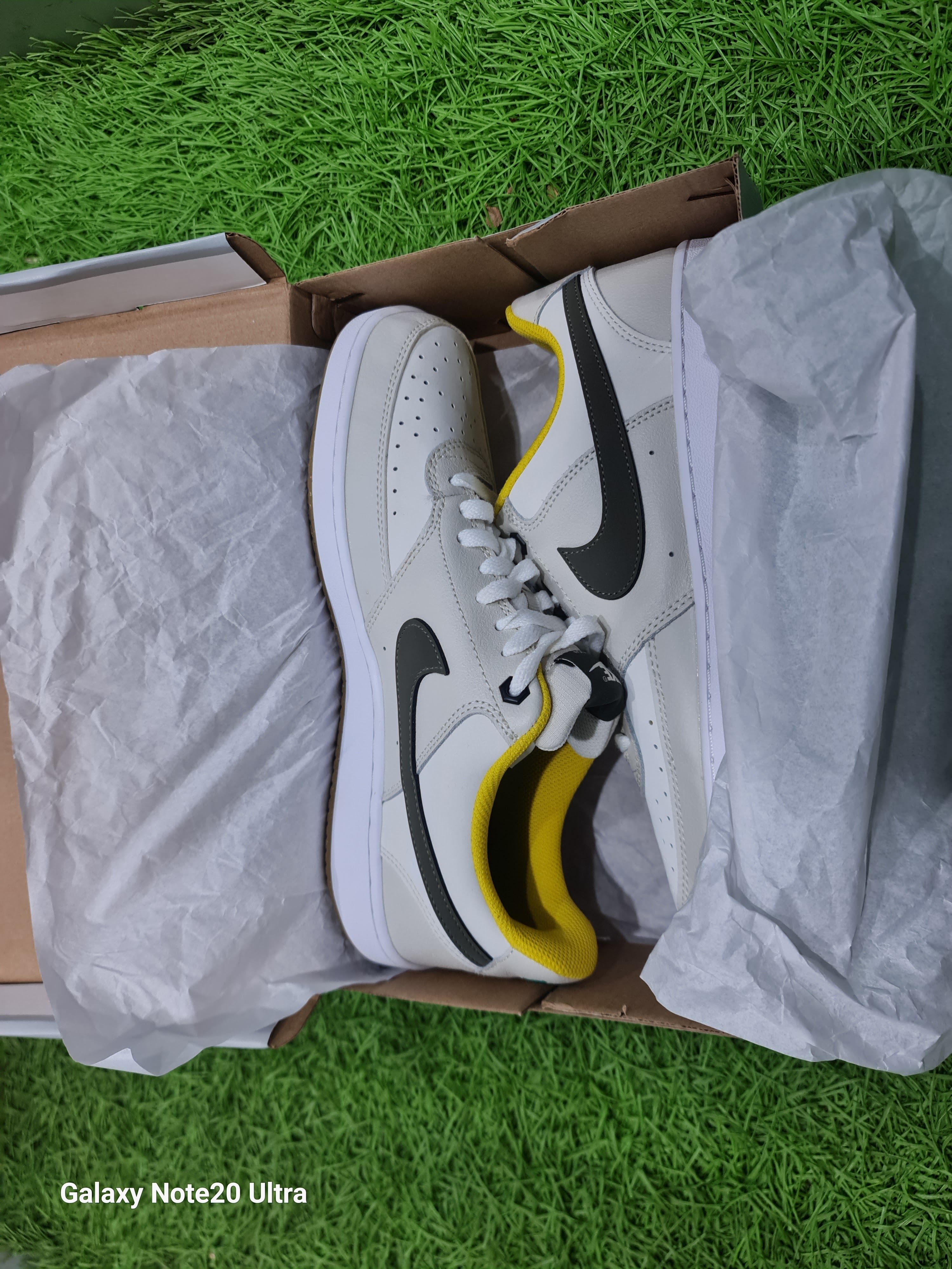 NIKE COURT VISION LOW BEIGE/VERDE — foto 4